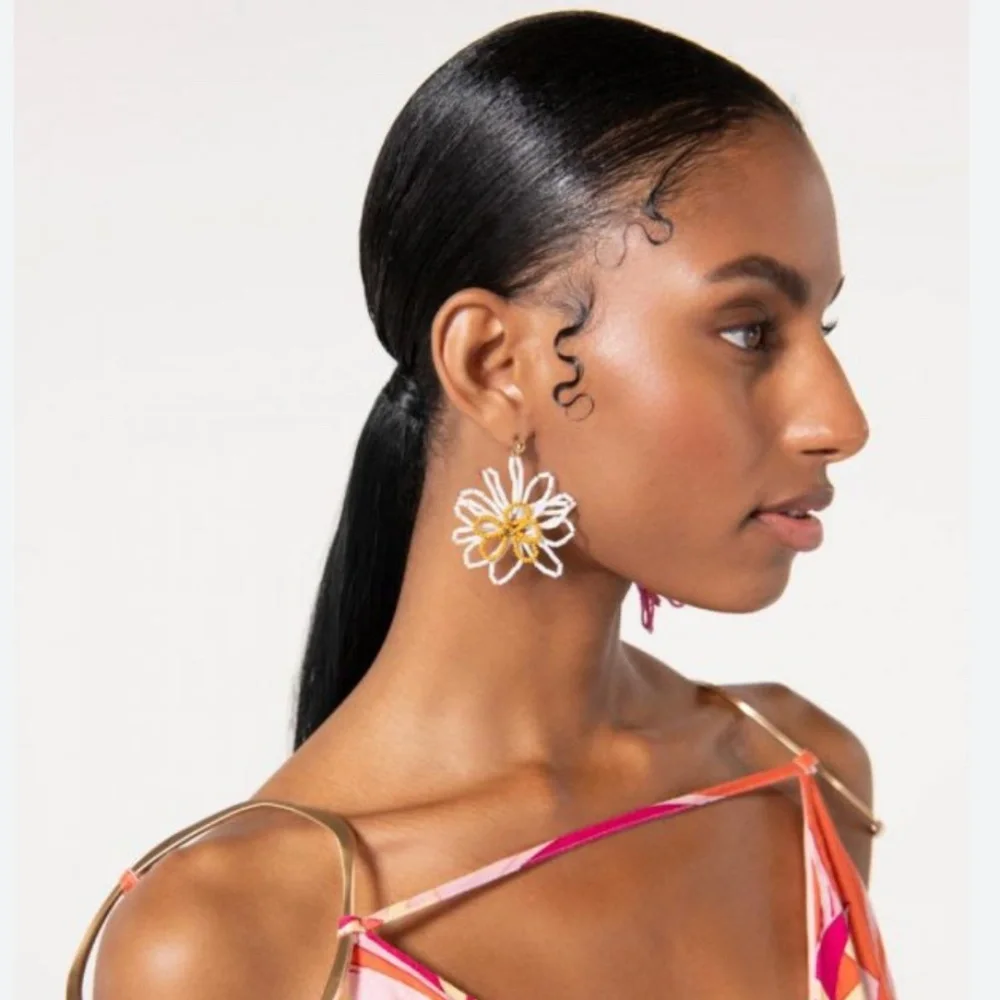 Cult Gaia Avis Earrings - Picture 3 of 5